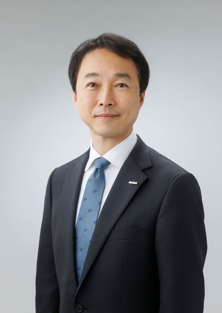 代表取締役社長　蓑手　康史